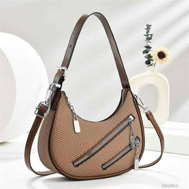 Woman Fashion Bag M68862
