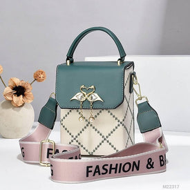 Woman Fashion Bag M22317