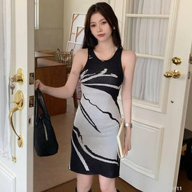 Woman Fashion Dress MT86111