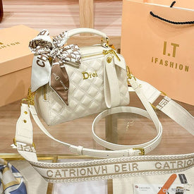 Woman Fashion Bag CH-L93407