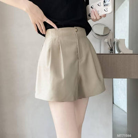 Woman Fashion Shorts MT71566