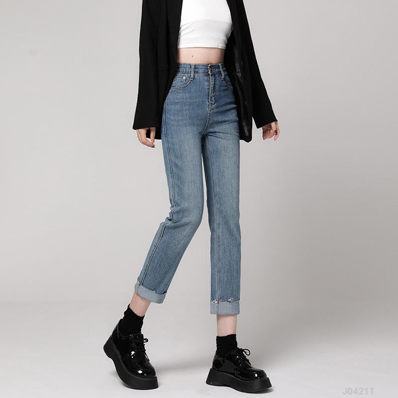 Woman Fashion Jeans J04211