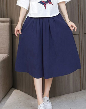 Image of Woman Short Skirt eg-R151929