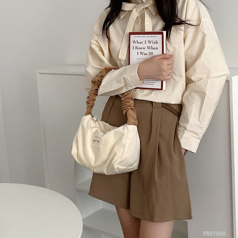 Image of Woman Fashion Bag YR07600