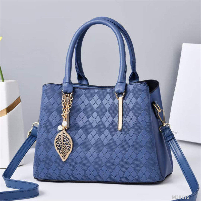 Image of Woman Fashion Bag M38615