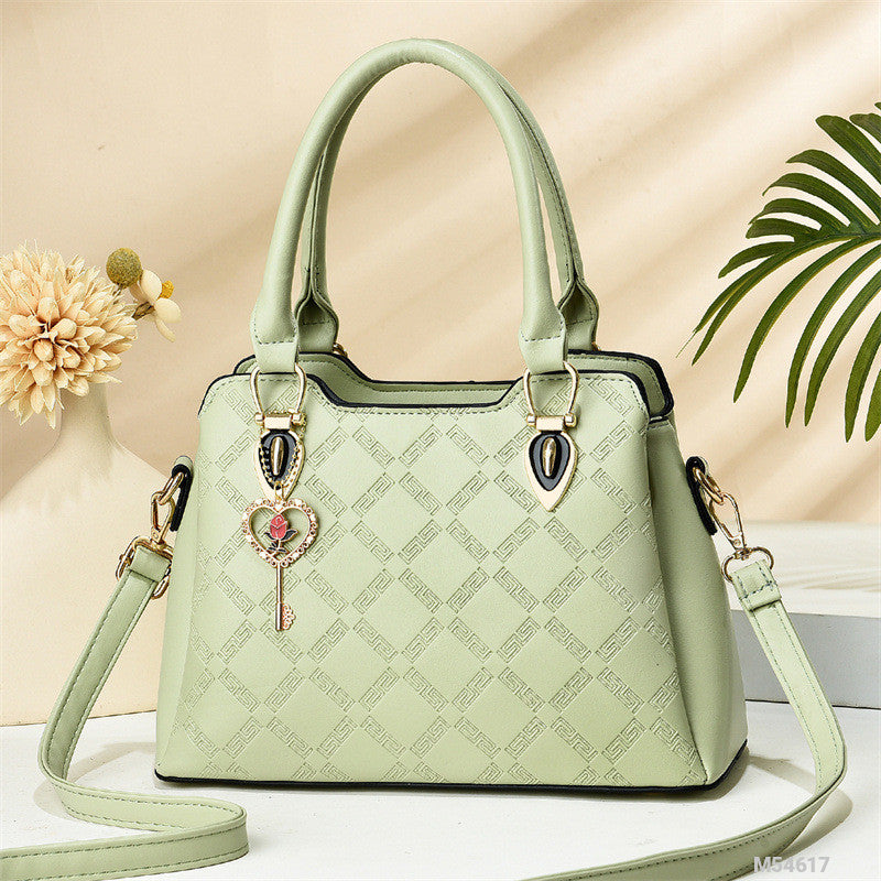 Woman Fashion Bag M54617