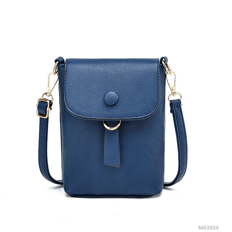 Image of Woman Fashion Bag M43034