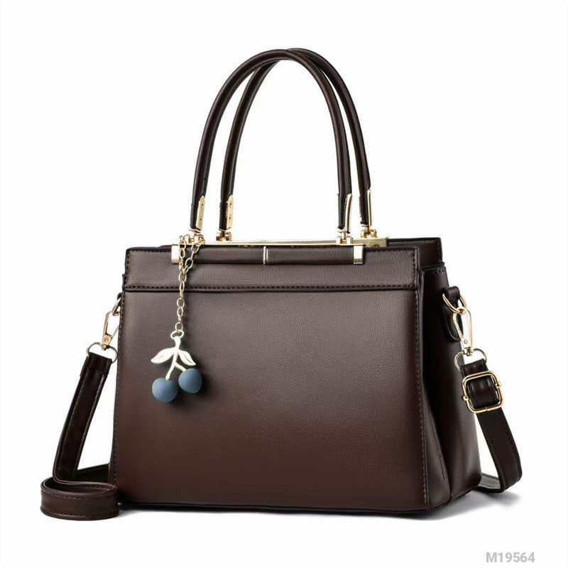 Image of Woman Fashion Bag M19564