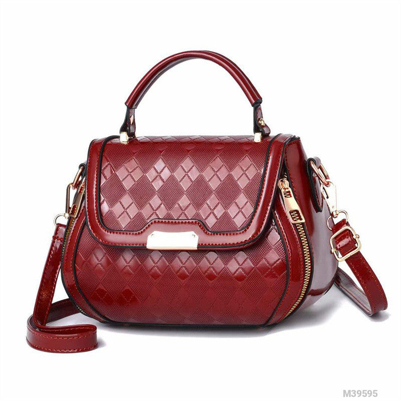 Image of Woman Fashion Bag M39595