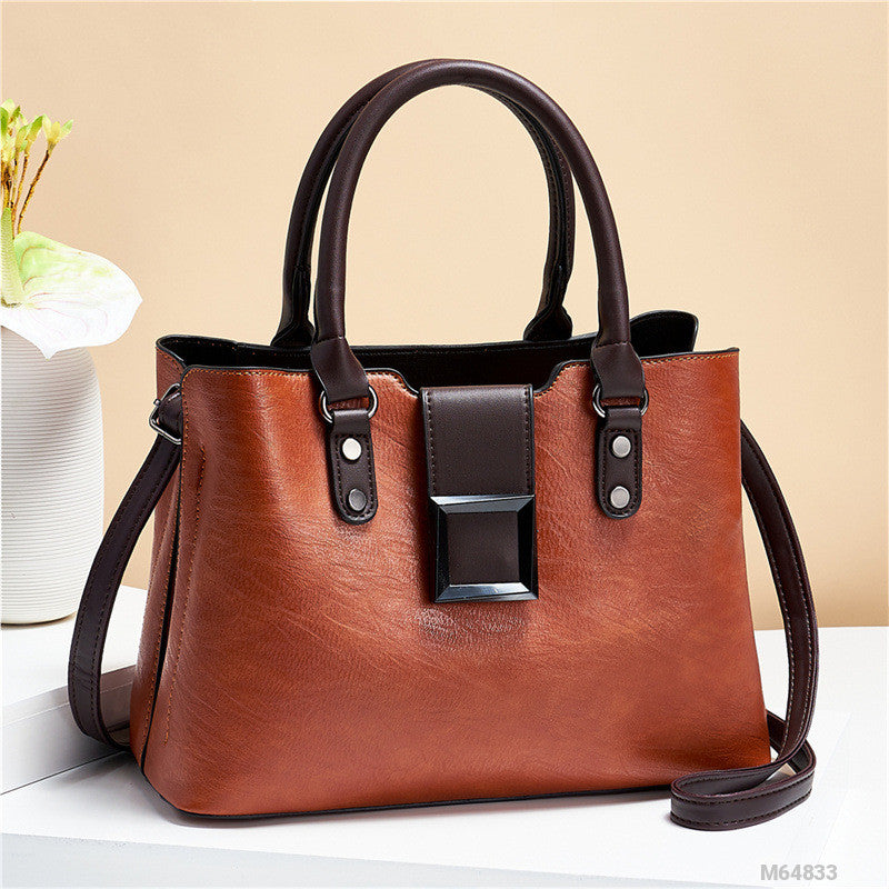 Image of Woman Fashion Bag M64833