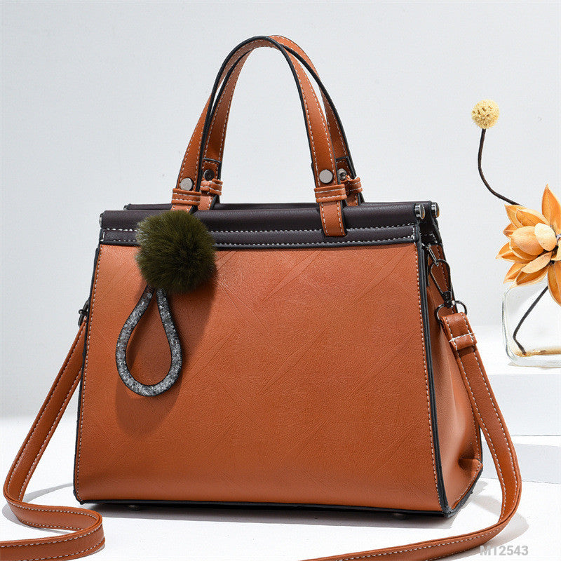 Image of Woman Fashion Bag M12543